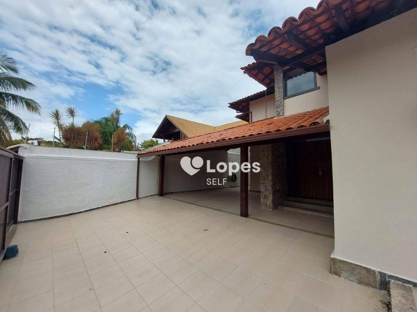 Casa à venda com 4 quartos, 361m² - Foto 9