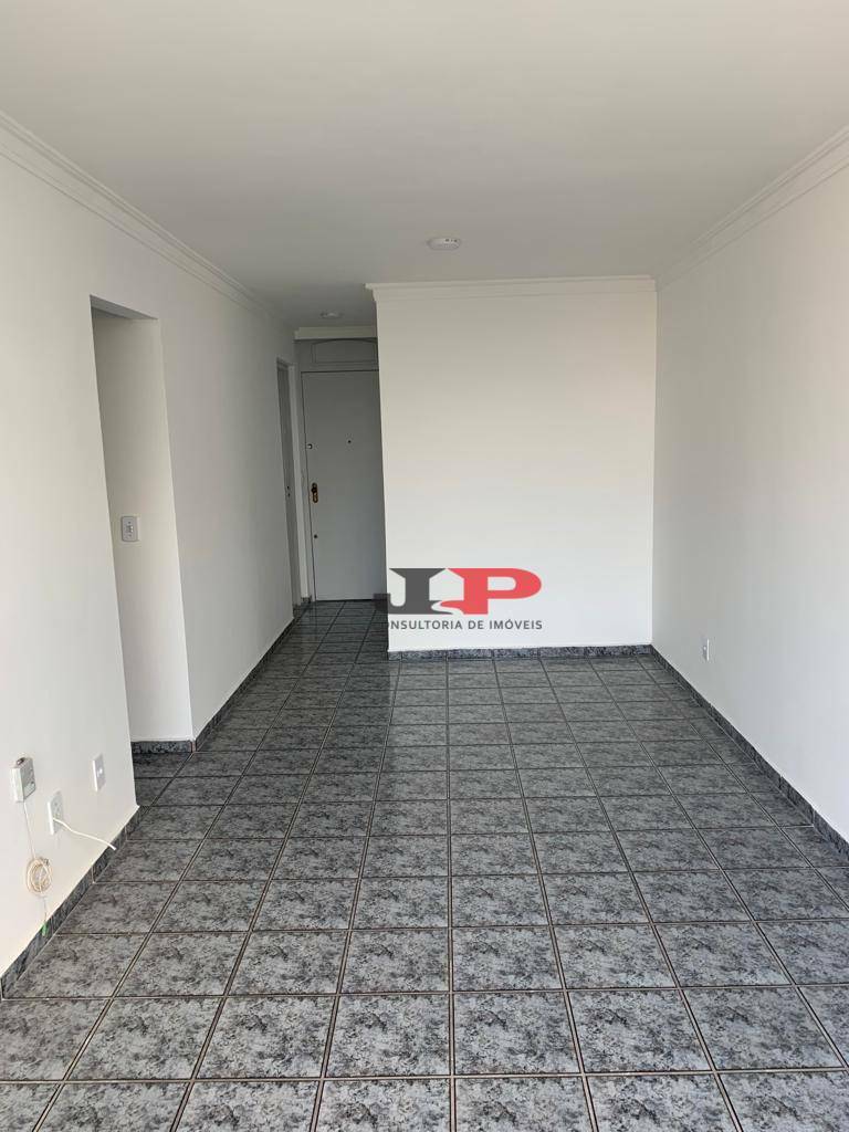 Apartamento à venda com 2 quartos, 58m² - Foto 3