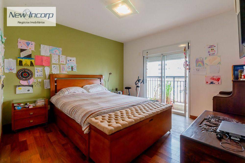 Apartamento à venda com 4 quartos, 240m² - Foto 20