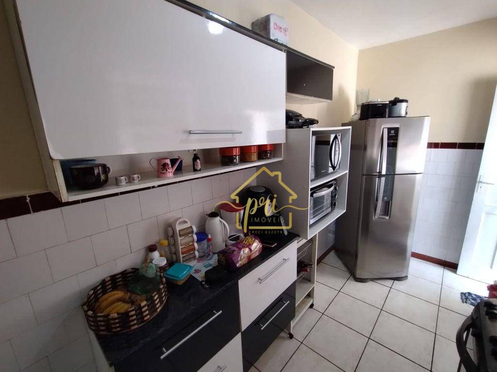 Apartamento à venda com 2 quartos, 75m² - Foto 7