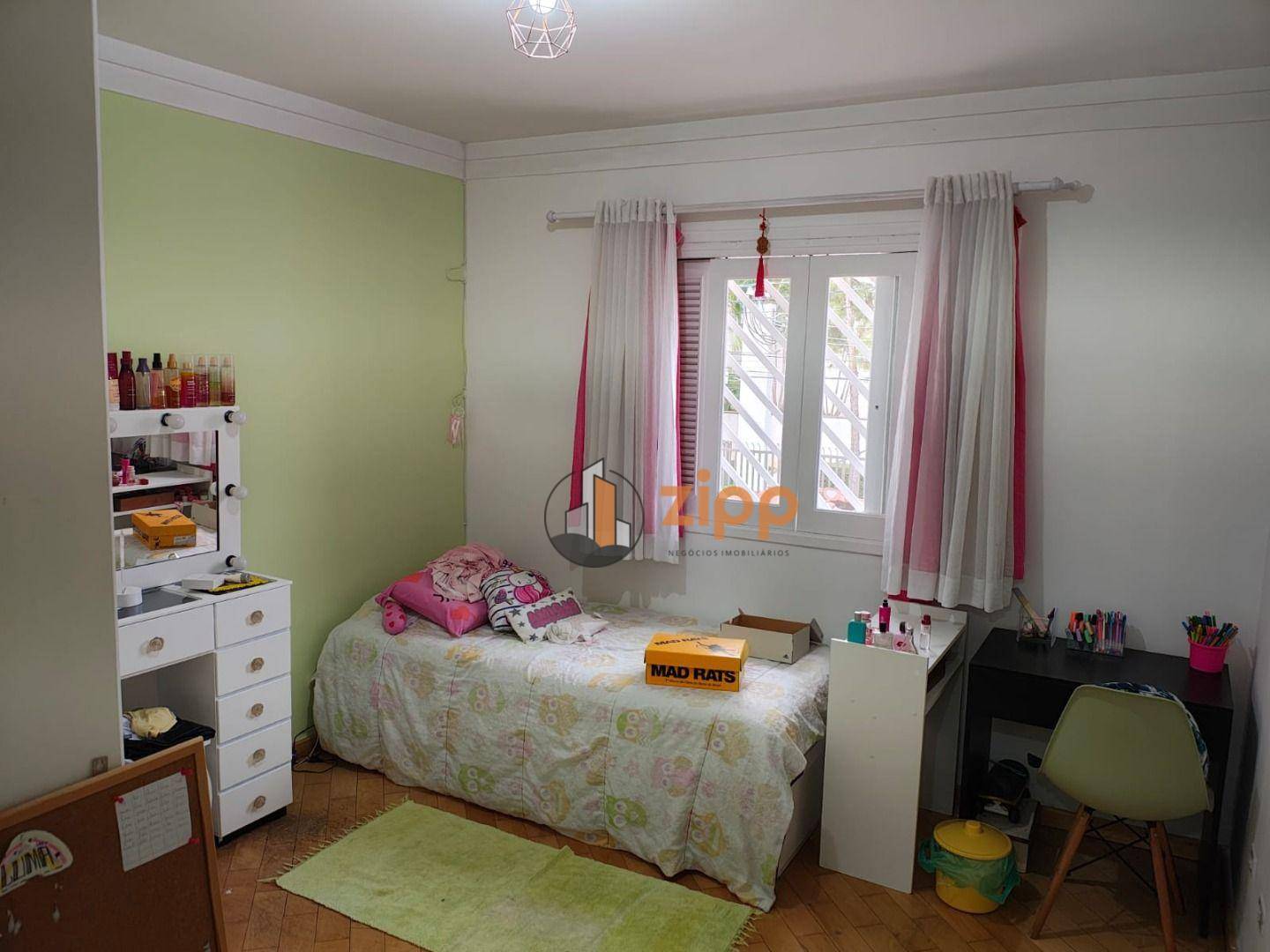 Sobrado à venda com 3 quartos, 200m² - Foto 30