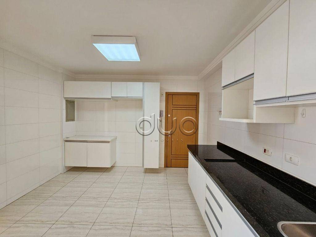 Apartamento para alugar com 3 quartos, 157m² - Foto 13