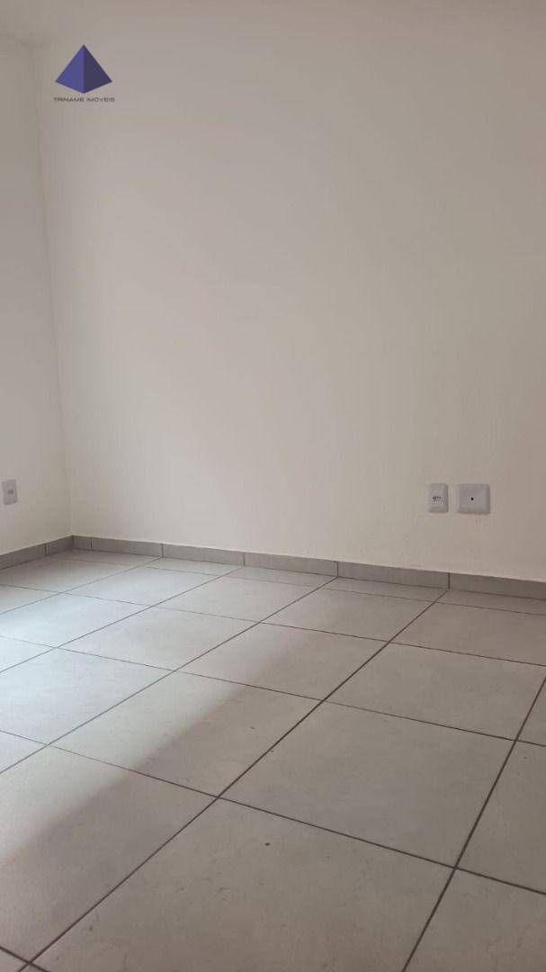 Apartamento à venda com 2 quartos, 40m² - Foto 4