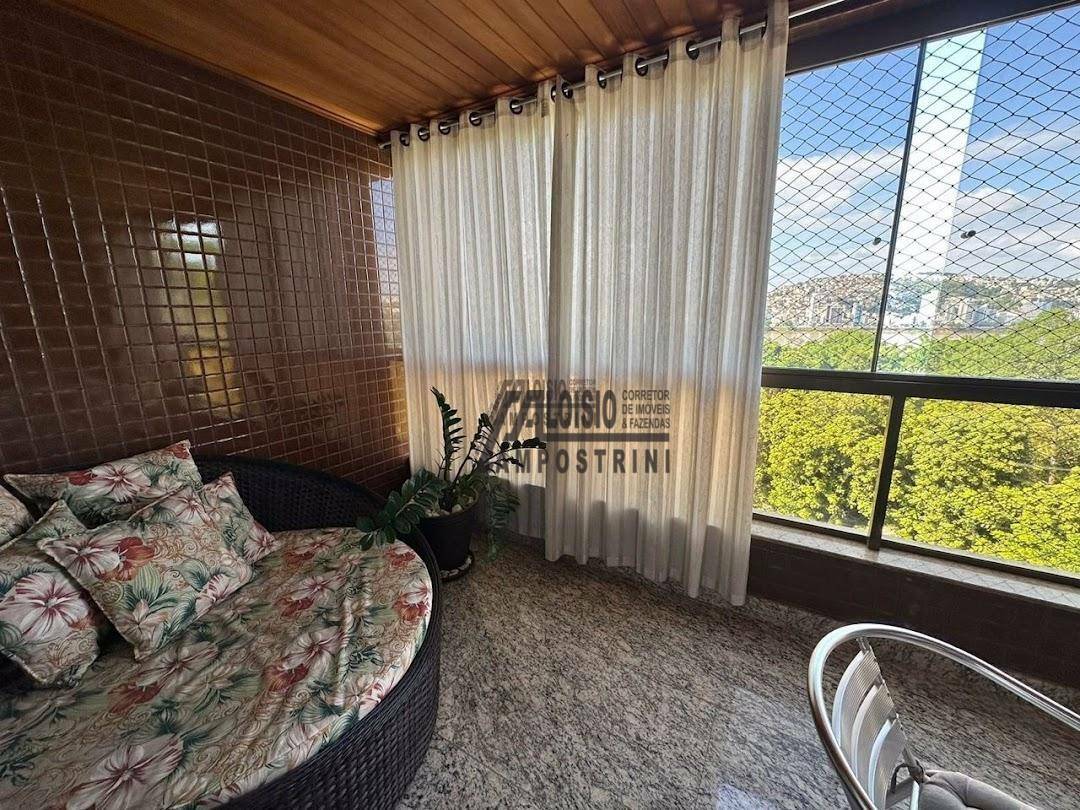 Apartamento à venda com 3 quartos, 150m² - Foto 7