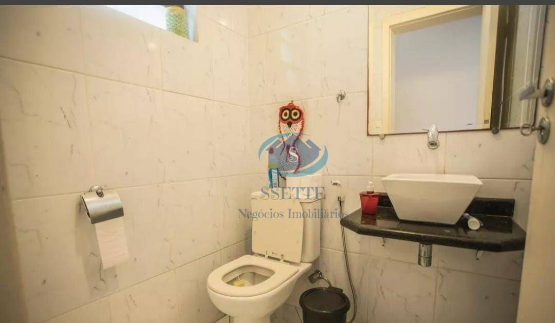 Sobrado à venda com 3 quartos, 200m² - Foto 14