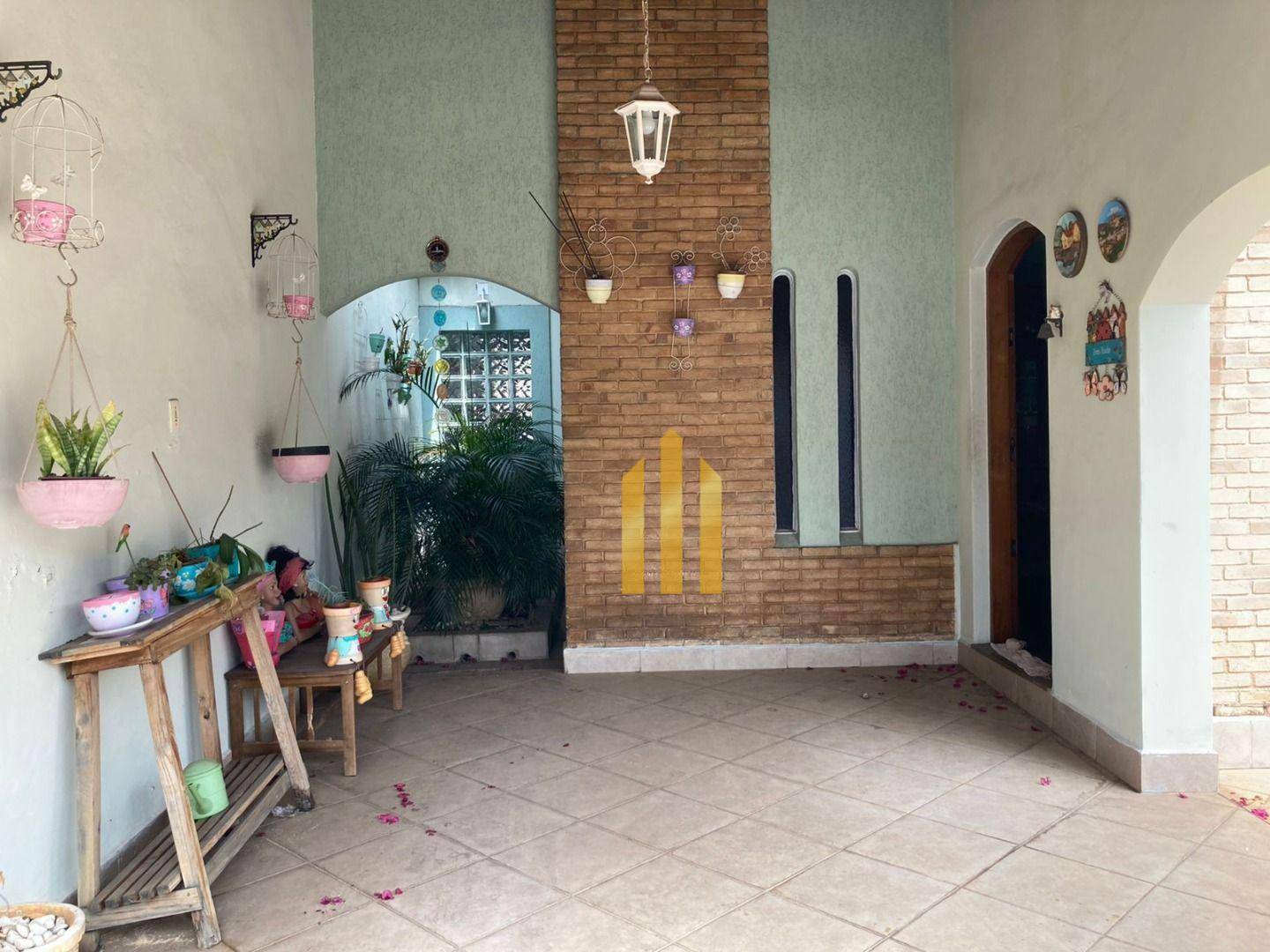 Casa à venda e aluguel com 3 quartos, 440m² - Foto 4