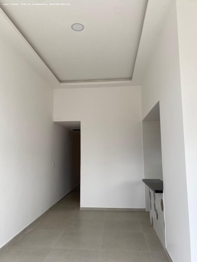 Casa à venda com 3 quartos, 240m² - Foto 4