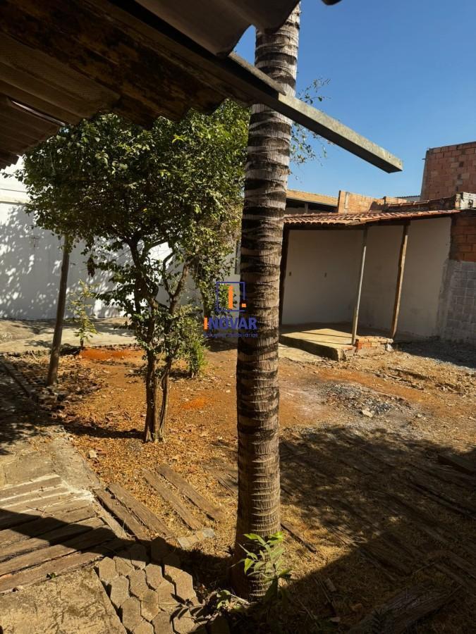 Casa à venda com 3 quartos, 360m² - Foto 17