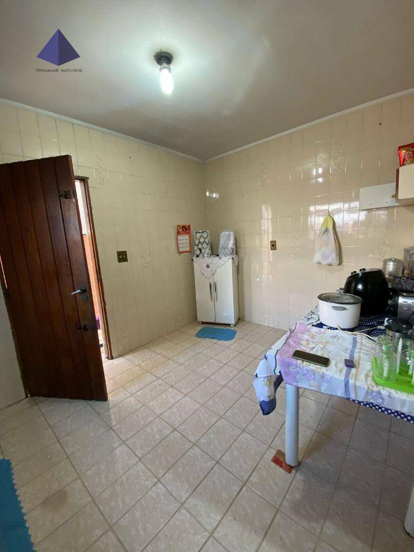 Sobrado à venda com 3 quartos, 188m² - Foto 7