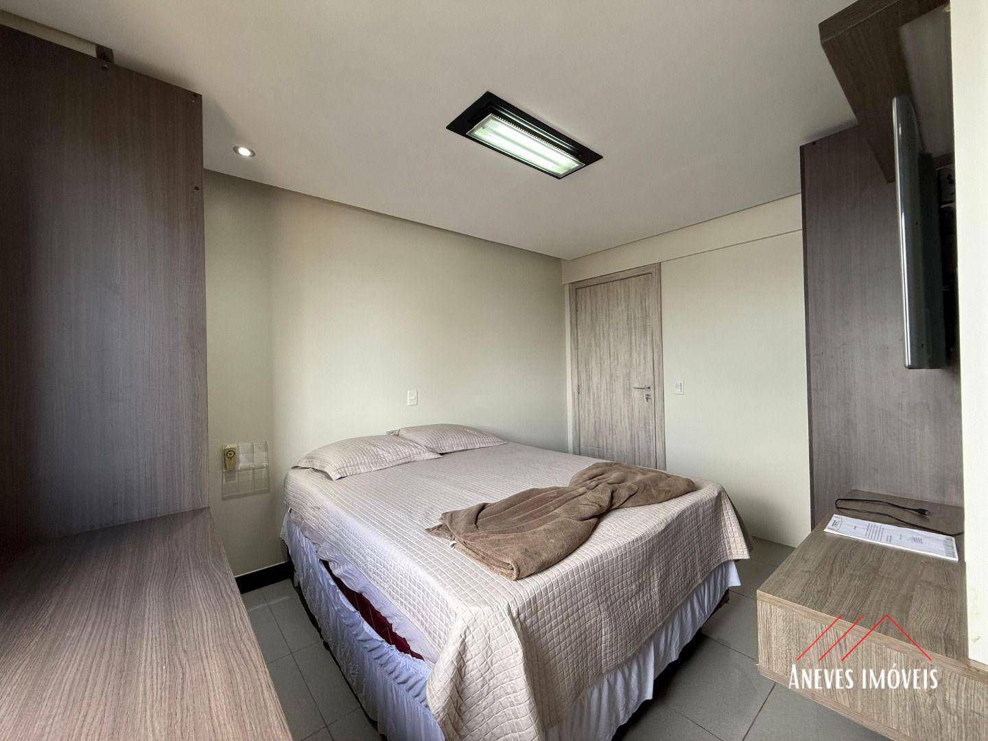 Apartamento à venda com 3 quartos, 221m² - Foto 35