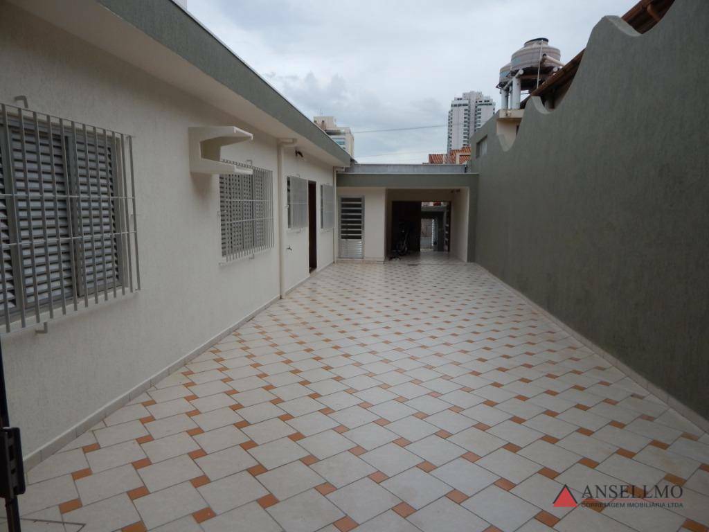 Casa para alugar com 4 quartos, 270m² - Foto 31