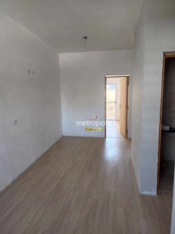 Apartamento à venda com 2 quartos, 70m² - Foto 2