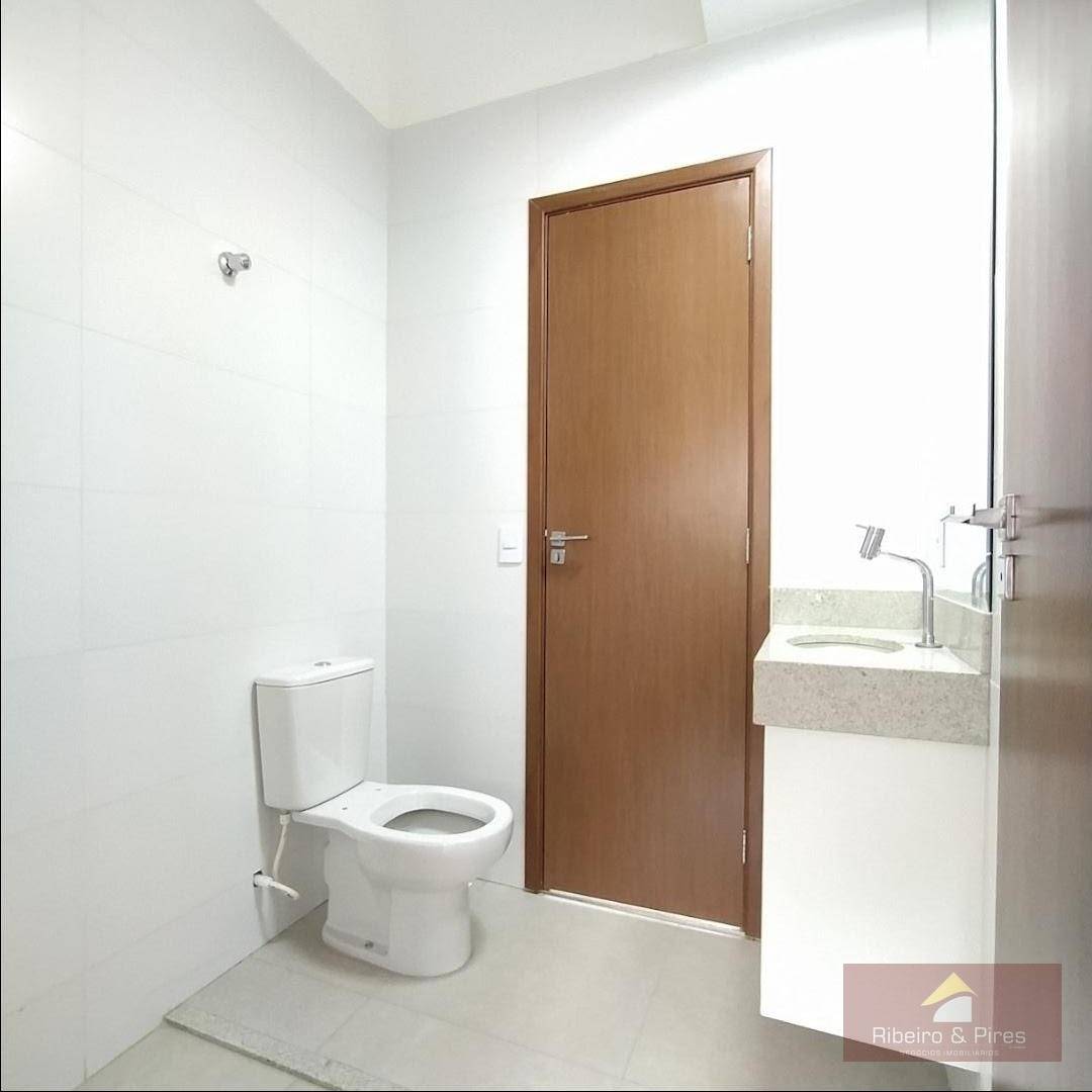 Sobrado à venda com 3 quartos, 3008m² - Foto 8