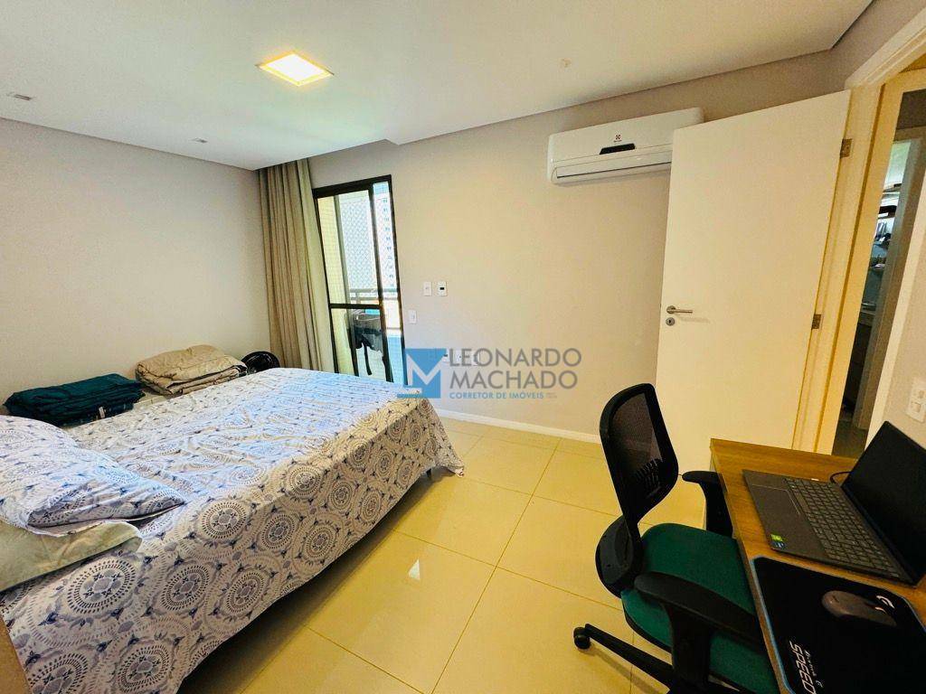 Apartamento à venda com 3 quartos, 123m² - Foto 10