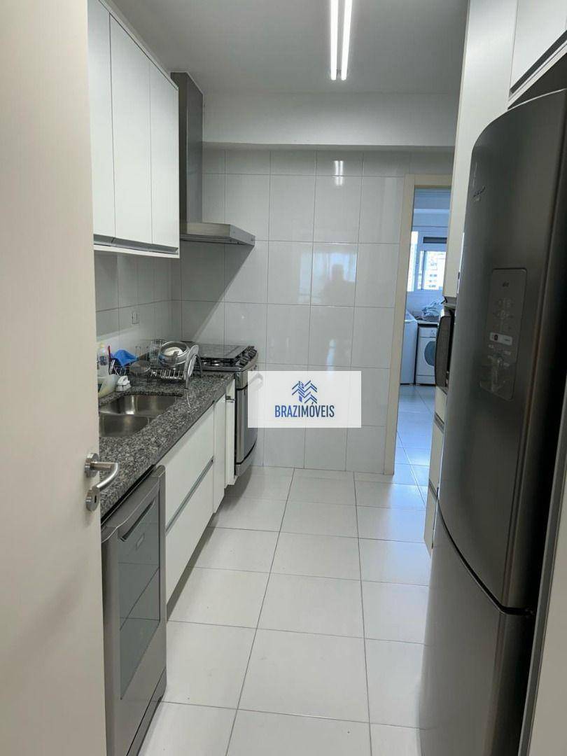 Apartamento à venda com 3 quartos, 213m² - Foto 18