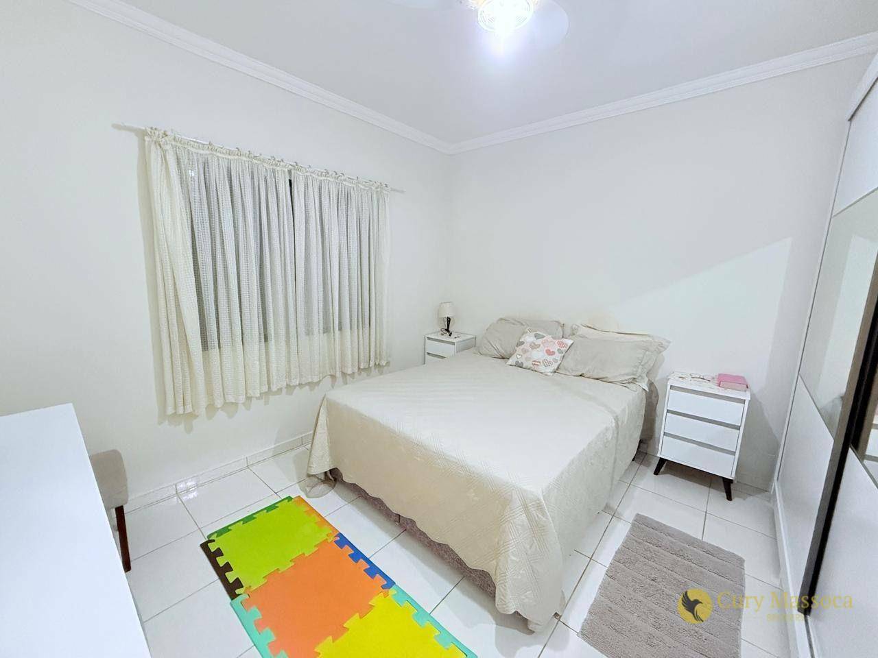 Casa à venda com 3 quartos, 180m² - Foto 7