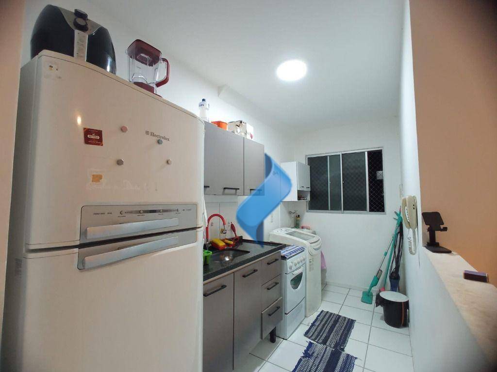 Apartamento à venda com 2 quartos, 47m² - Foto 2