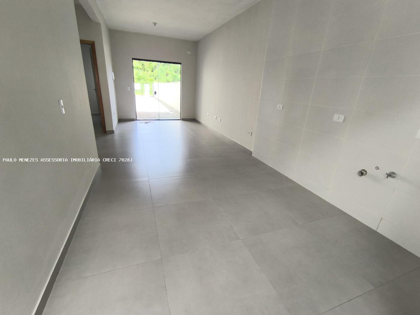 Casa à venda com 3 quartos, 130000m² - Foto 13