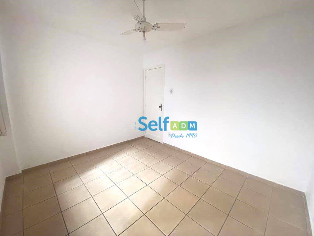 Apartamento para alugar com 2 quartos, 75m² - Foto 4