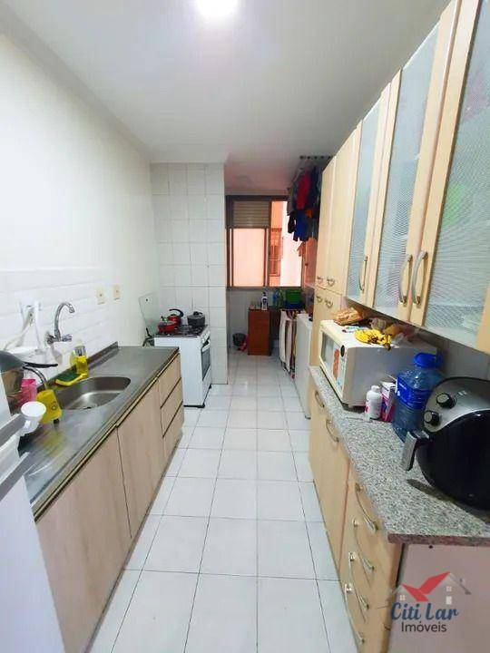 Apartamento à venda com 2 quartos, 76m² - Foto 7