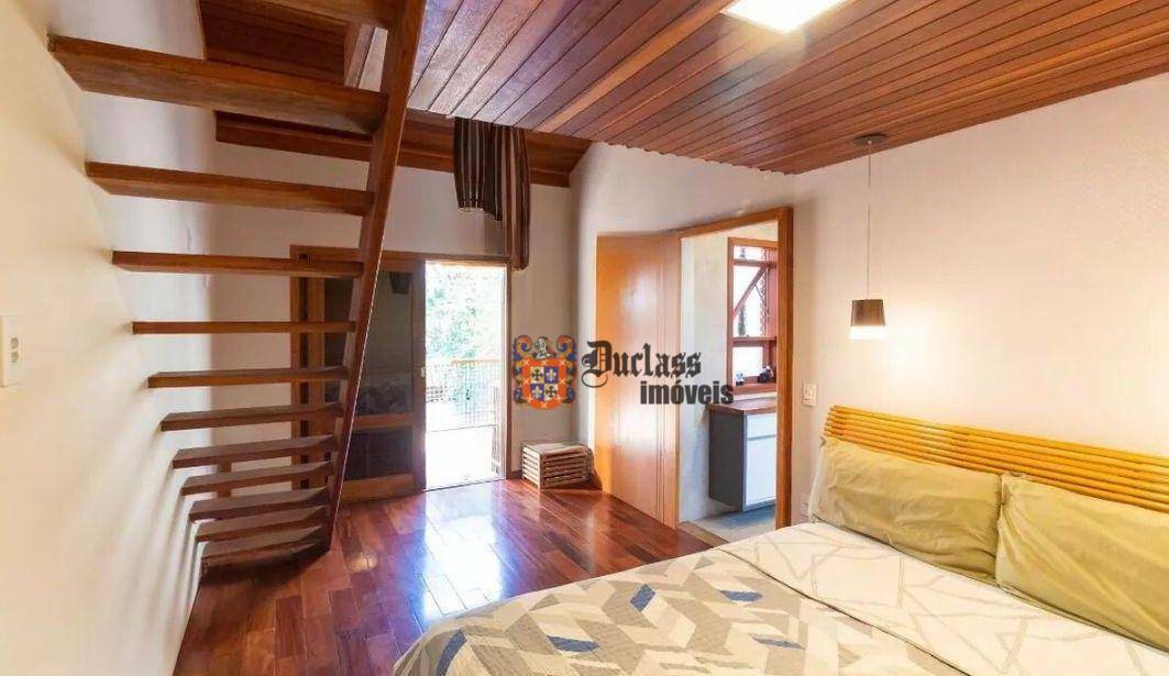 Casa à venda com 3 quartos, 250m² - Foto 25