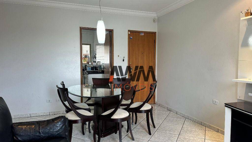 Apartamento à venda com 3 quartos, 85m² - Foto 3