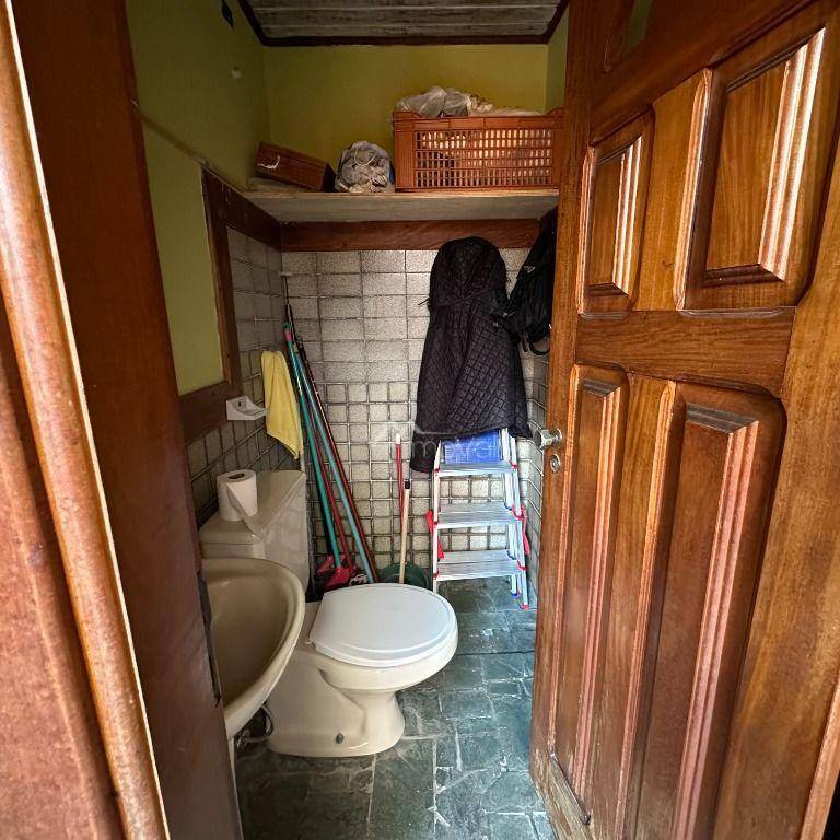 Casa de Condomínio à venda com 3 quartos, 230m² - Foto 19