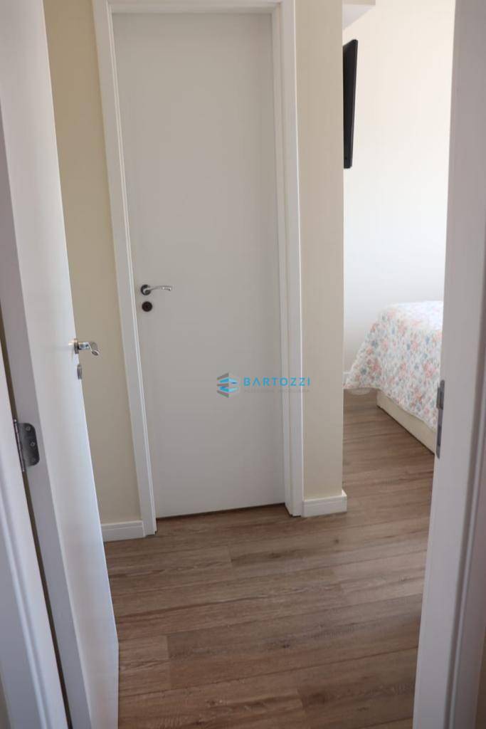 Apartamento à venda com 2 quartos, 66m² - Foto 8