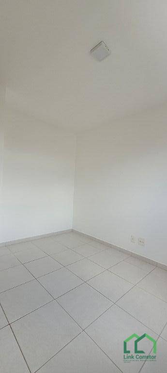 Apartamento à venda com 3 quartos, 83m² - Foto 13