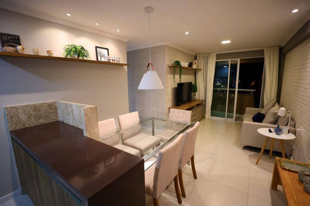 Apartamento à venda com 3 quartos, 76m² - Foto 5