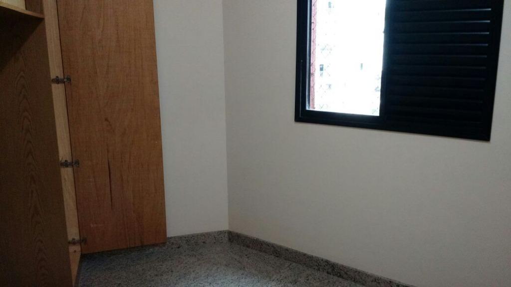 Apartamento à venda com 3 quartos, 130m² - Foto 17