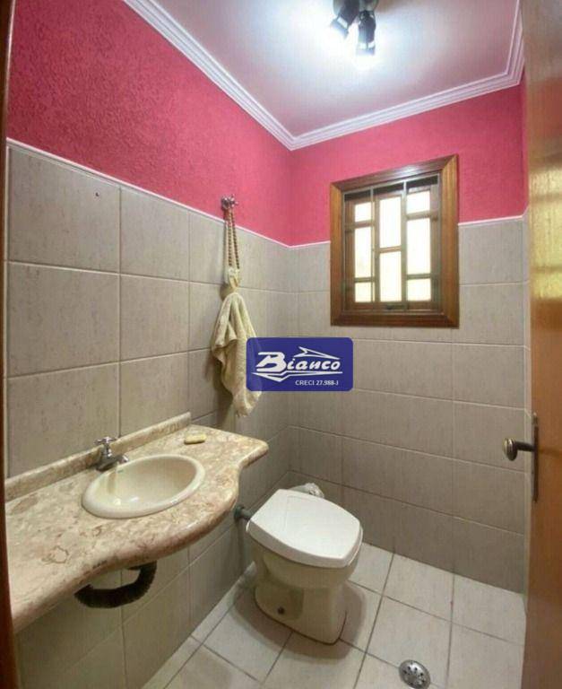 Sobrado à venda com 3 quartos, 190m² - Foto 19