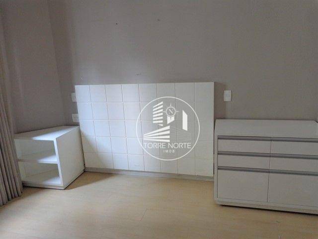 Apartamento à venda com 3 quartos, 145m² - Foto 28