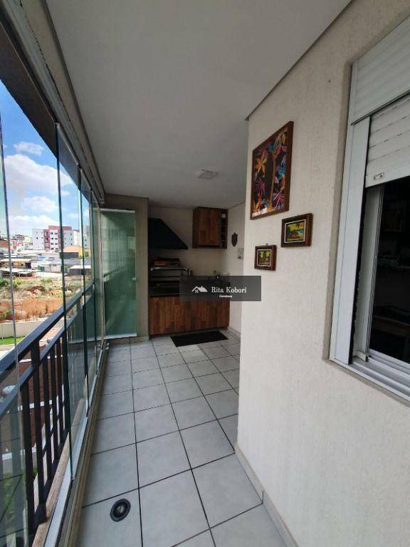 Apartamento à venda com 3 quartos, 81m² - Foto 3