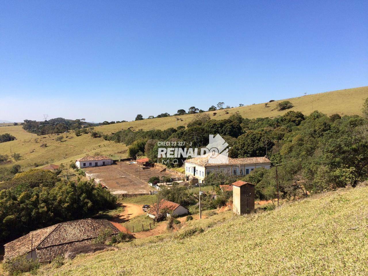 Fazenda à venda com 8 quartos, 950m² - Foto 54