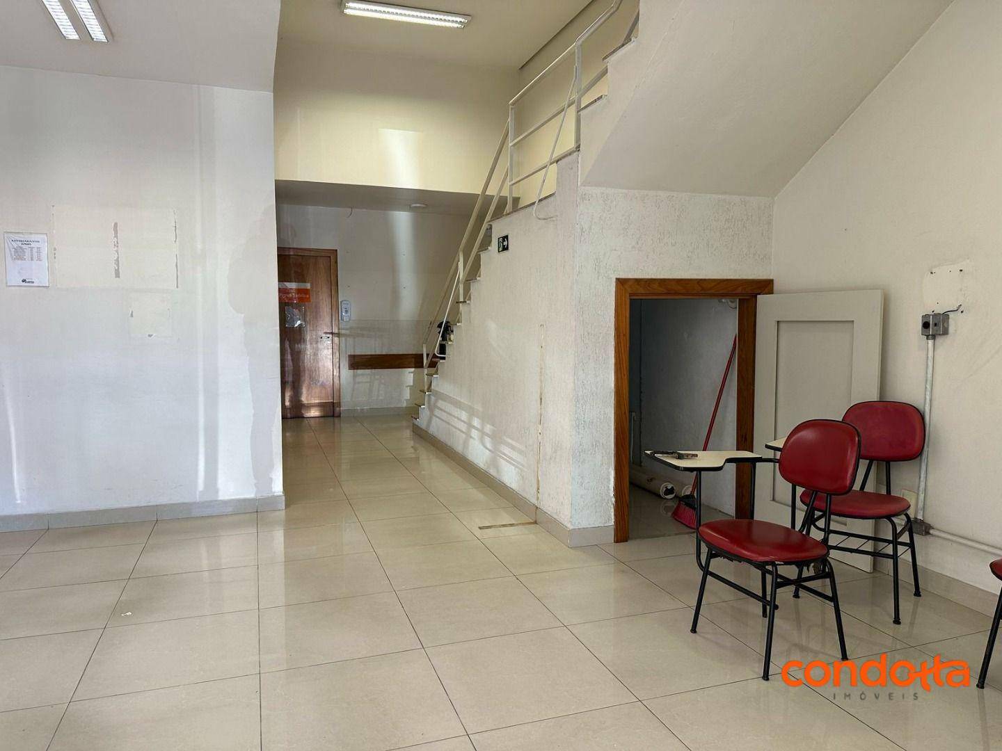 Prédio Inteiro para alugar, 330m² - Foto 3