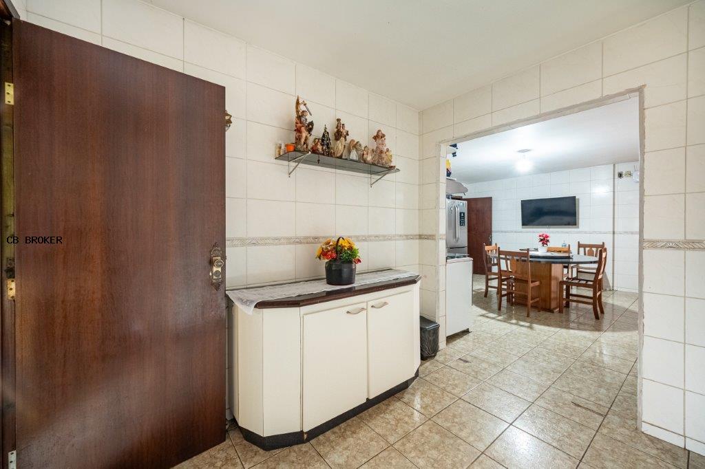 Casa à venda com 4 quartos, 170m² - Foto 10