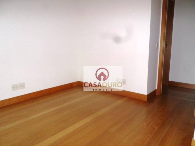 Apartamento à venda com 4 quartos, 178m² - Foto 12