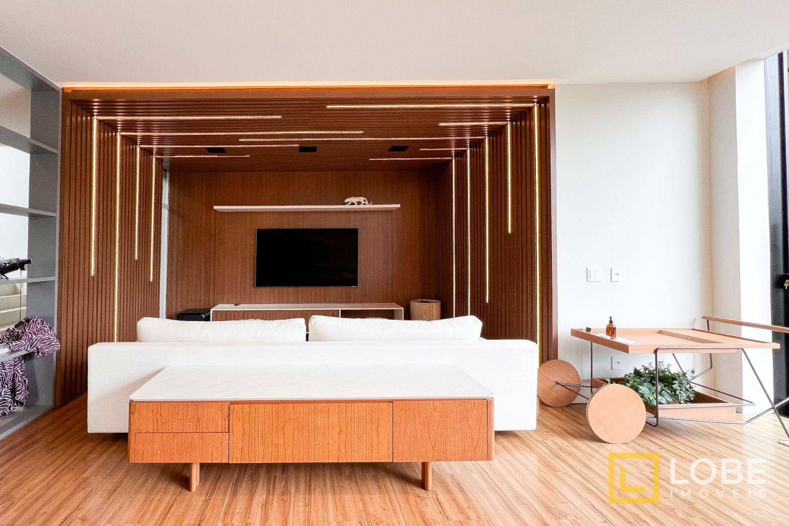 Casa à venda com 3 quartos, 387m² - Foto 8