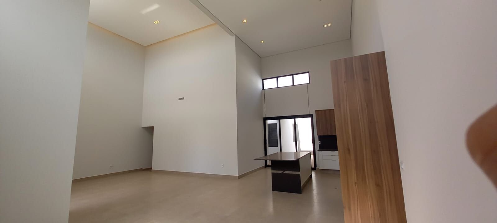 Casa à venda com 3 quartos, 219m² - Foto 5