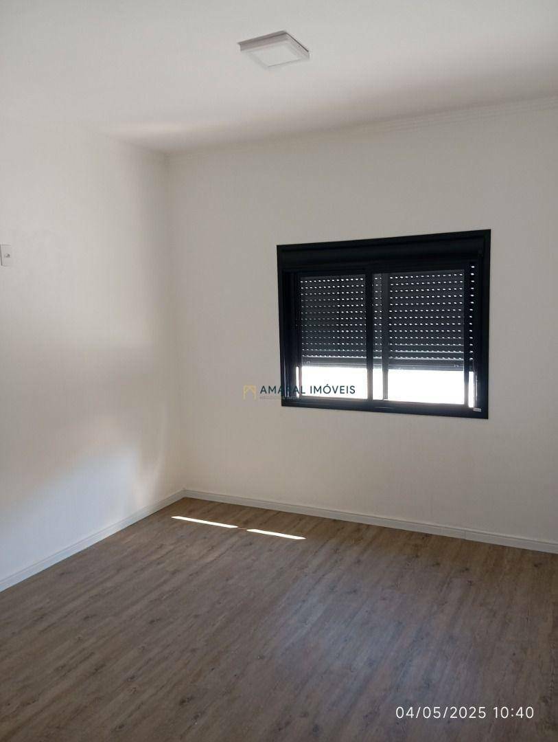 Sobrado à venda com 4 quartos, 200m² - Foto 22