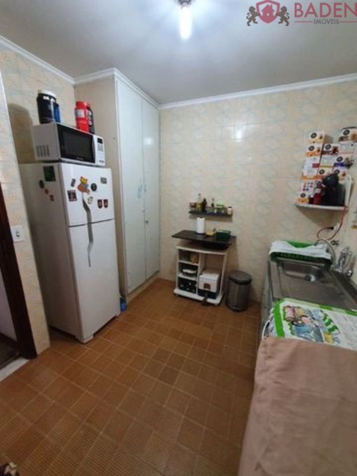 Apartamento à venda com 1 quarto, 42m² - Foto 12