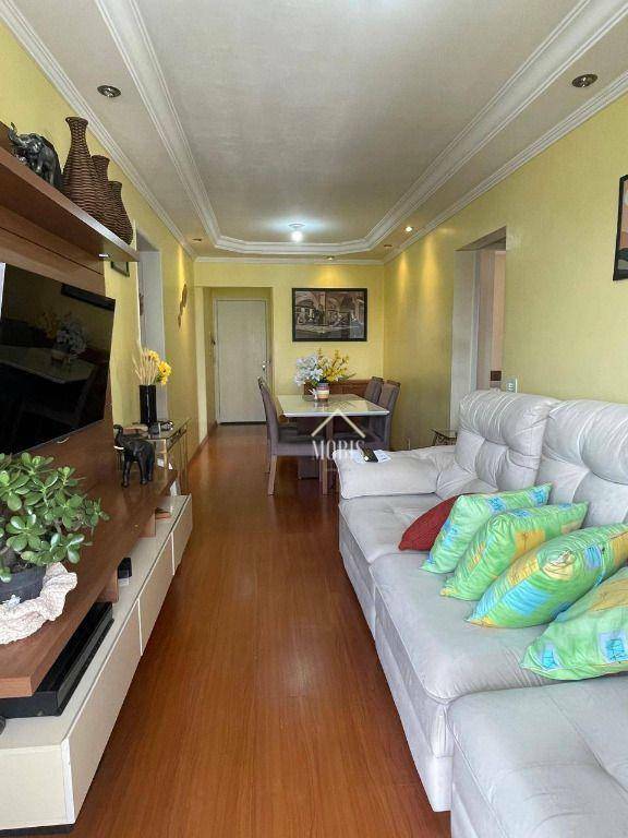 Apartamento à venda com 3 quartos, 63m² - Foto 2