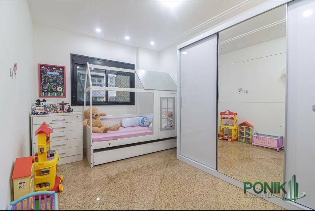 Apartamento à venda com 4 quartos, 250m² - Foto 40