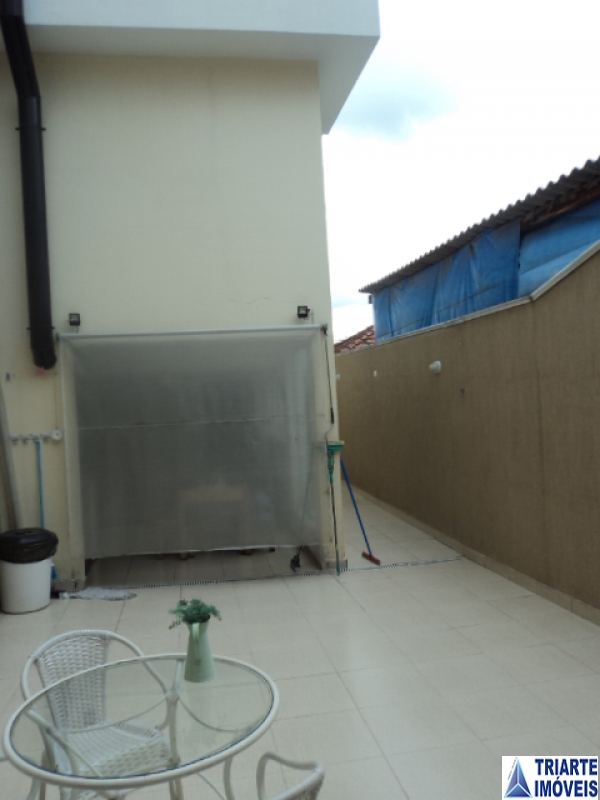 Sobrado à venda com 3 quartos, 200m² - Foto 24