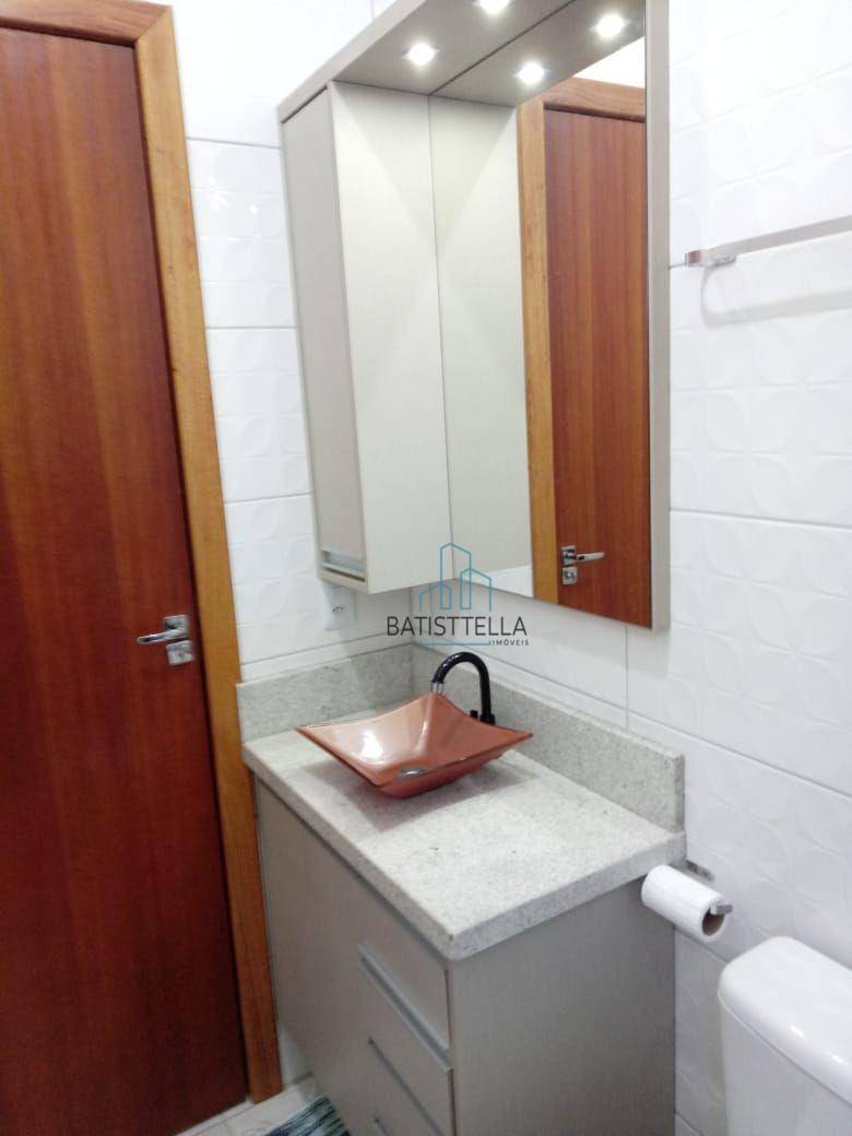 Apartamento à venda com 2 quartos, 65m² - Foto 9