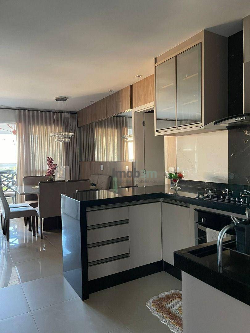 Apartamento à venda com 3 quartos, 108m² - Foto 3