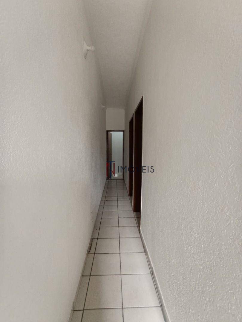 Casa para alugar com 2 quartos, 60M2 - Foto 12