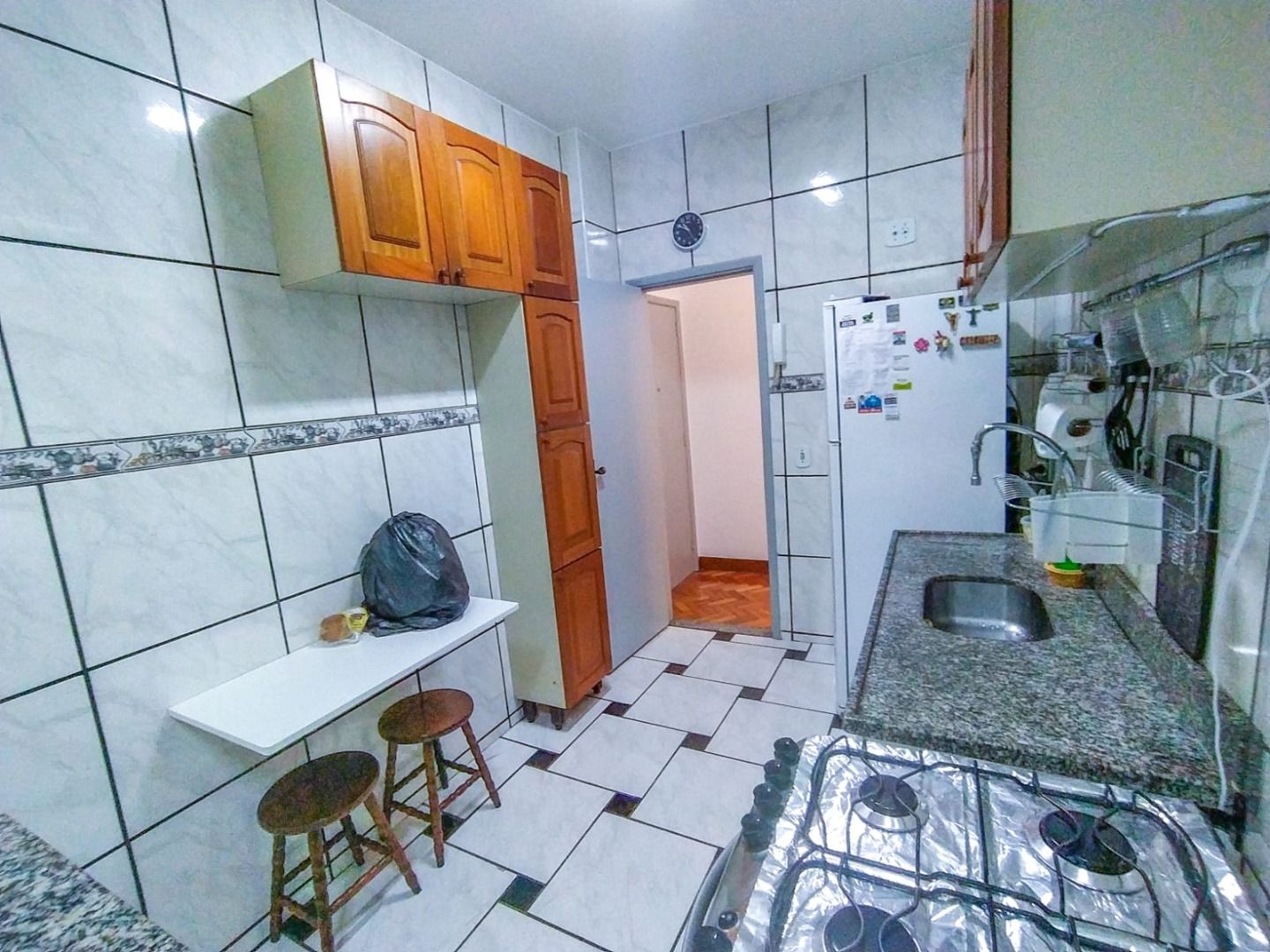 Apartamento à venda com 2 quartos, 60m² - Foto 4