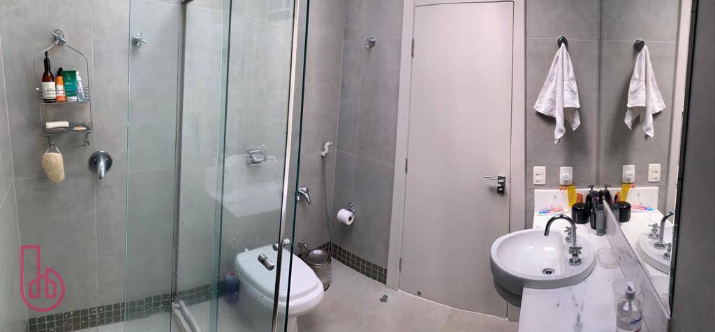 Casa de Condomínio à venda com 4 quartos, 400m² - Foto 23